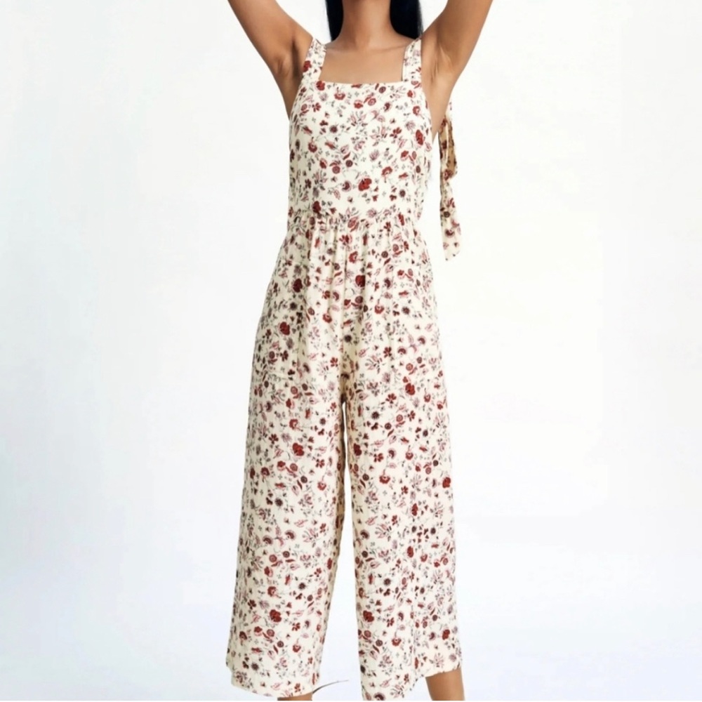 NWT ZARA Soft floral print Jumpsuit